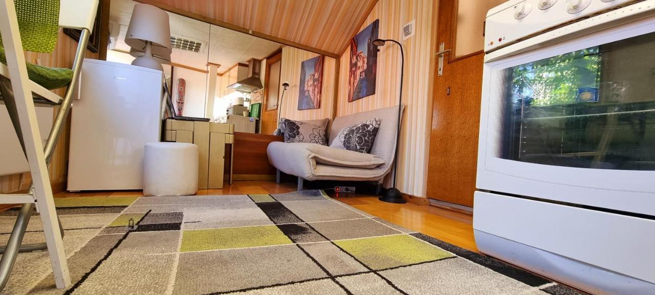 Apartment " Studio Green " Free Parking, Self Check-In 자그레브 외부 사진