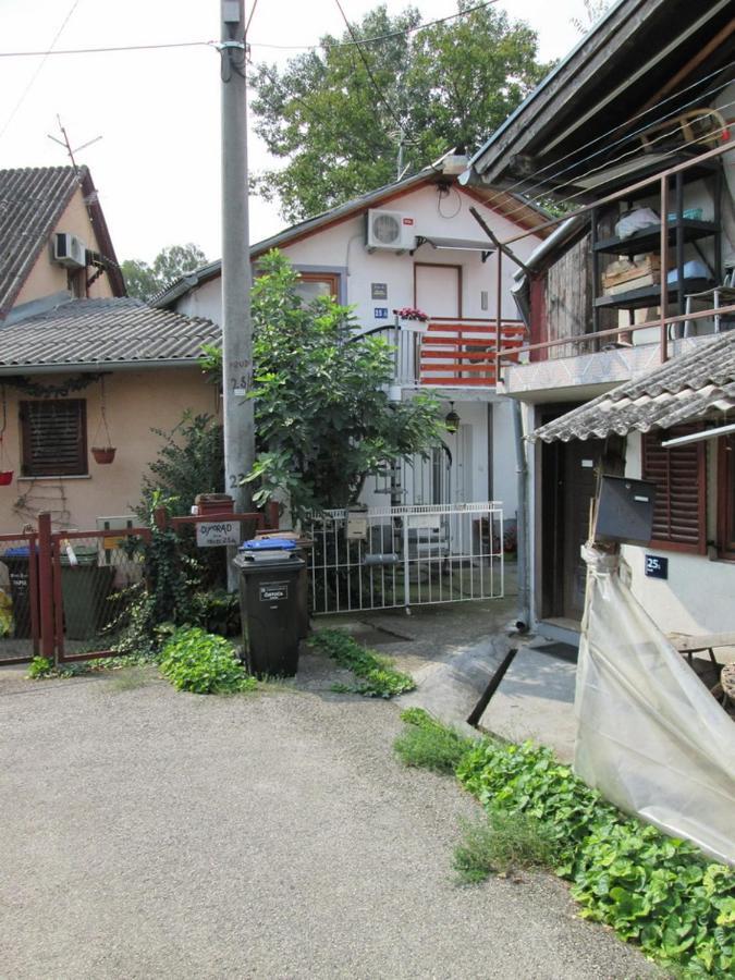 Apartment " Studio Green " Free Parking, Self Check-In 자그레브 외부 사진